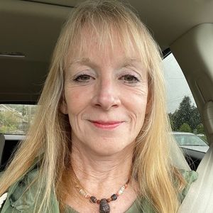 Meet your Posher, Annette